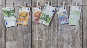 Curs valutar BNR, joi, 2 decembrie 2021