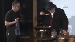 Laurențiu Reghecampf a trecut la cratiță! A lăsat șortul de fotbal pentru șorțul de bucătar! Imagini de colecție cu antrenorul