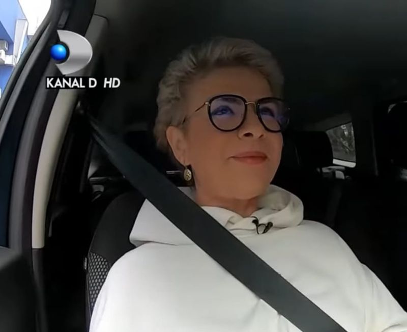 Teo Trandafir a declarat că s-ar căsători cu Cătălin Botezatu fără să stea pe g&acirc;nduri