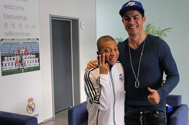 Kylian Mbappe „s-a înțeles” cu PSG până în 2050
