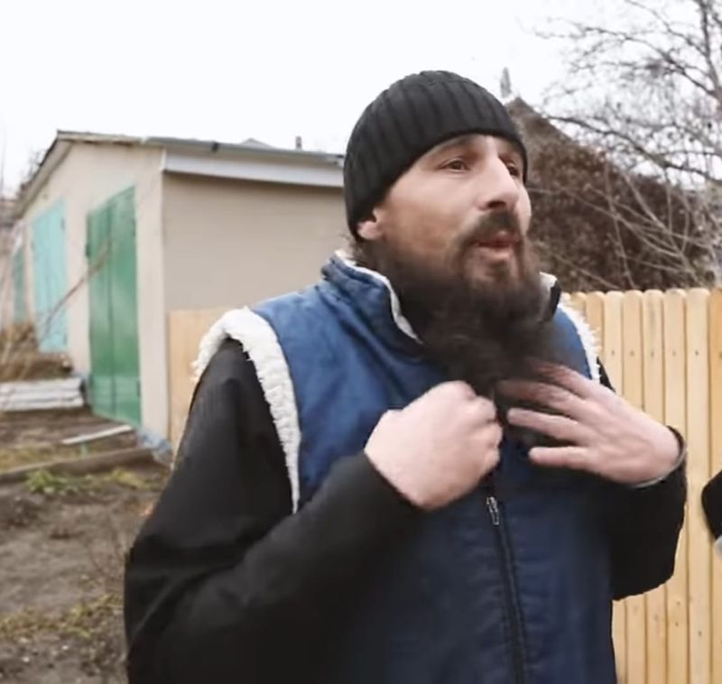 Preotul susține că vaccinarea este un păcat