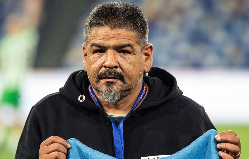 Frate Diego Maradona, Hugo
