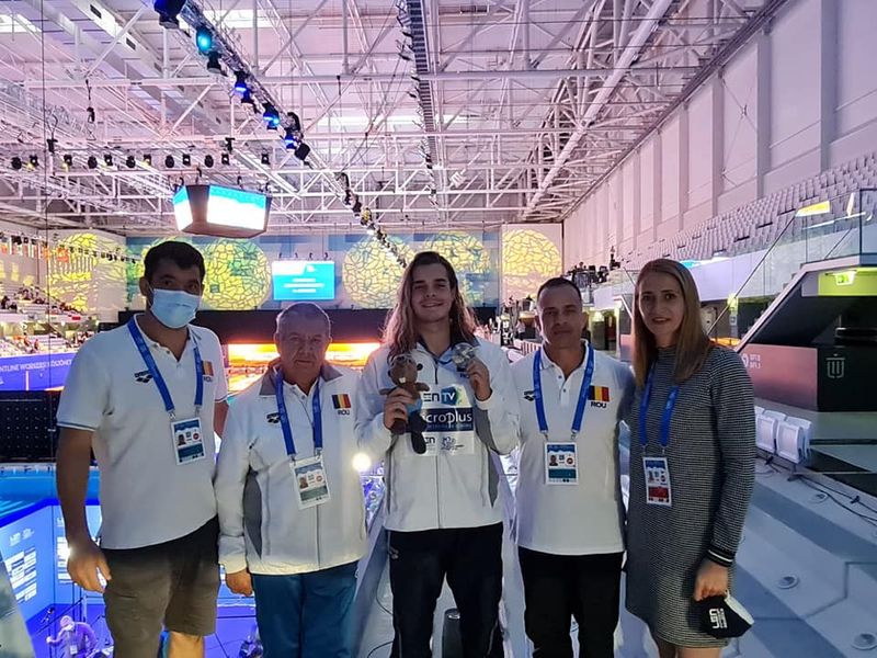 Camelia Potec le prezice un 2022 și mai bun lui Robert Glință și David Popovici