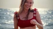 Laura Cosoi s-a pozat cu burtica de gravidă la vedere