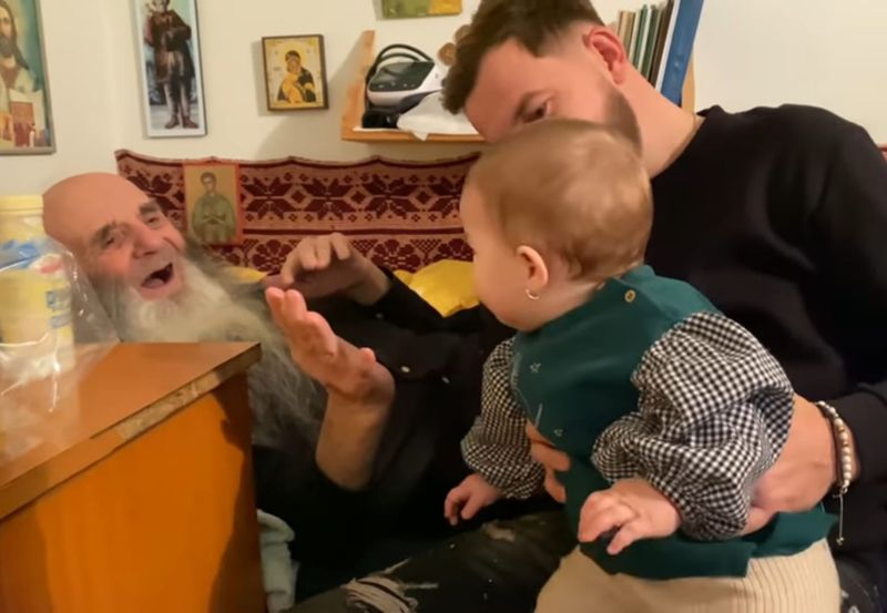 Părintele Ioachim este bunicul soțului Ilenei Sterp