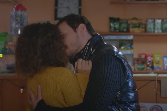 EXCLUSIV! Ce se va &icirc;ntampla &icirc;n Serialul Adela sezon 3. Ioana Ginghină, detalii &icirc;n premieră! Ce se va &icirc;nt&acirc;mpla cu Adela și Andreea Cine va supraviețui și cum se schimbă cursul poveștii din serial