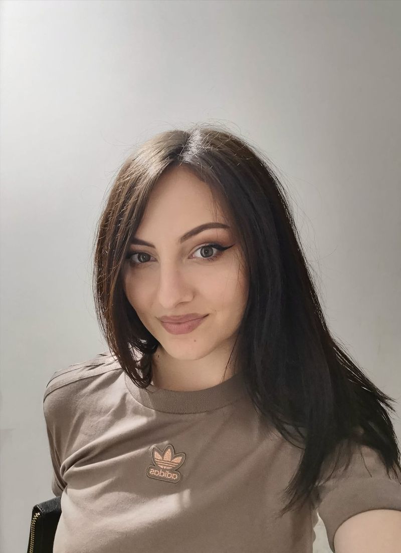 Ce s-ar fi &icirc;nt&acirc;mplat cu Adela, polițista care s-a &icirc;mpușcat cu arma din dotare, &icirc;n urmă cu trei săptăm&acirc;ni