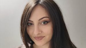 Ce s-ar fi întâmplat cu Adela, polițista care s-a împușcat cu arma din dotare, în urmă cu trei săptămâni