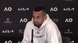 Vopseaua proastă de păr l-a sabotat pe favoritul publicului la Australian Open