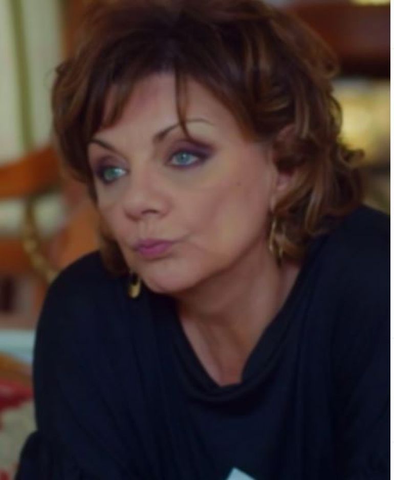 Cum a decis Carmen Tănase să se mute la țară?