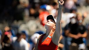 Simona Halep a dat „totul pe teren” la Australian Open, dar n-a fost suficient! Ce a chinuit-o în meciul din optimi cu Alize Cornet?