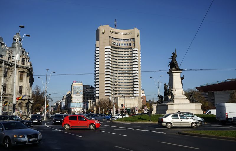 Hotelul Intercontinental din București Detaliu teribil din mesajul lăsat de tânărul care s-a aruncat de pe Intercontinental. Ce s-a întâmplat, de fapt, între el și părinții săi