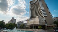 De ce continuă oamenii să se arunce din fostul hotel Intercontinental