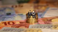 Românii care au muncit mai puțin de 15 ani vor avea o pensie minimă