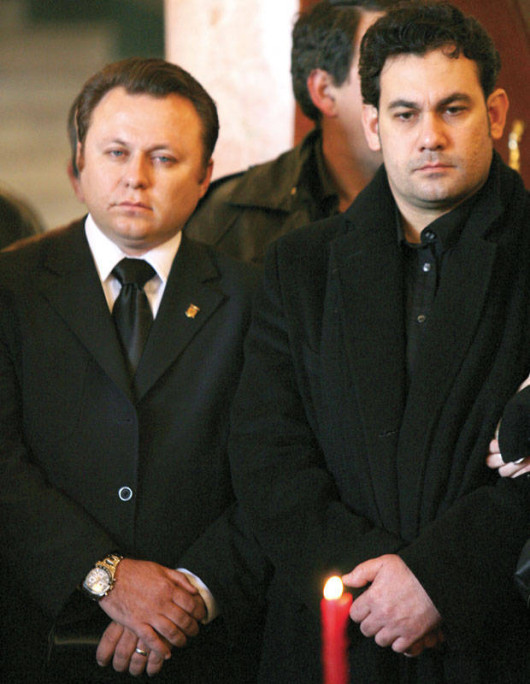 Ionuț și Dragoș Dolănescu, în război pentru moștenire din nou! Cei doi frați au ajuns în fața judecătorului