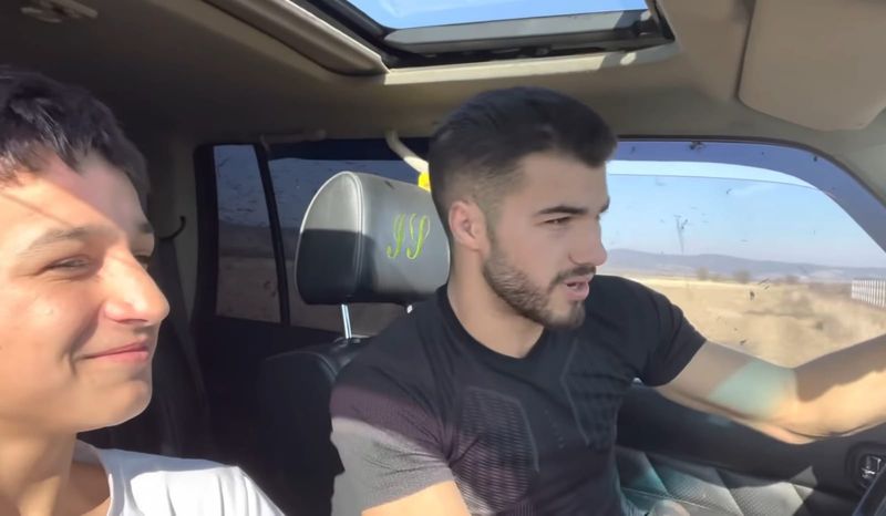 Beni se află momentan tot cu familia Sterp