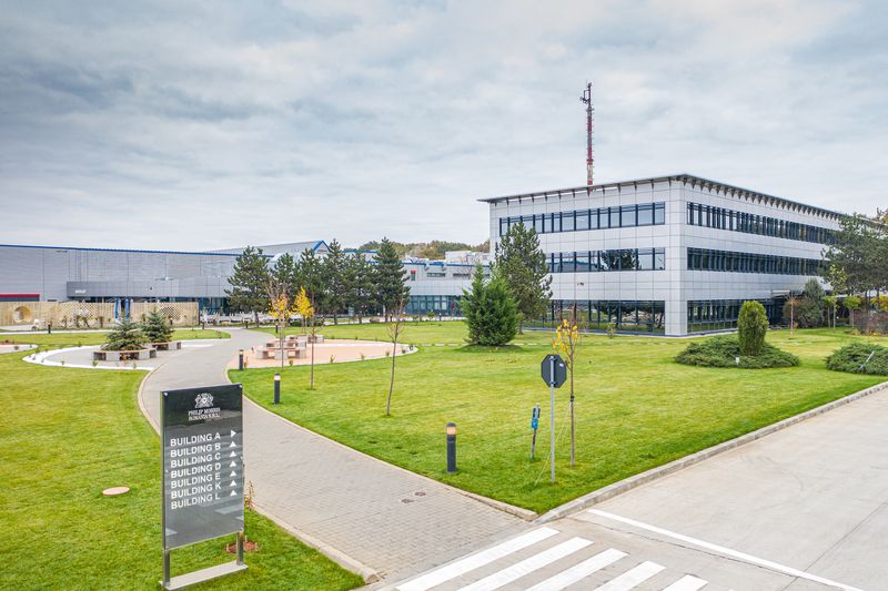 Investițiile Philip Morris International în România construiesc un viitor fără fum și o economie mai puternică comunicat