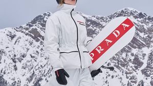 Jocurile Olimpice nu sunt pentru branduri! Ce a pațit o sportivă în China pentru că a făcut reclamă unei celebre casă de modă? Julia Marino a fost forțată să se retragă în plină probă de snowboard big air la Jocurile Olimpice de Iarnă de la Beijing din cauza unui sponsor
