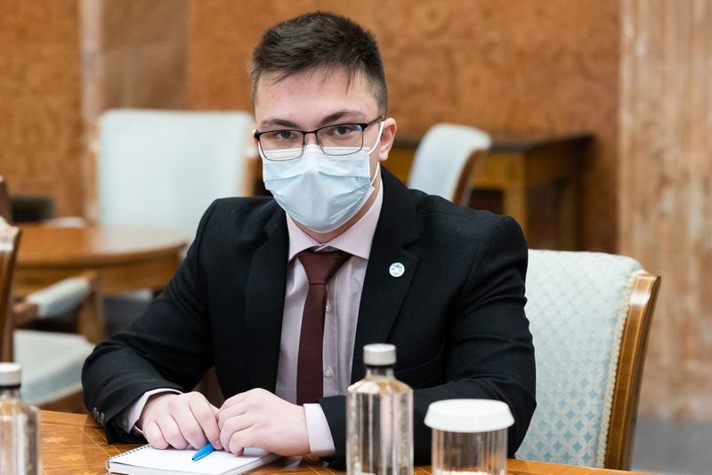 Robert Avram a comentat, &icirc;n exclusivitate pentru WOWbiz.ro, un studiu realizat de Oregon State University despre săptăm&acirc;na de studiu cu doar patru zile de mers la școală