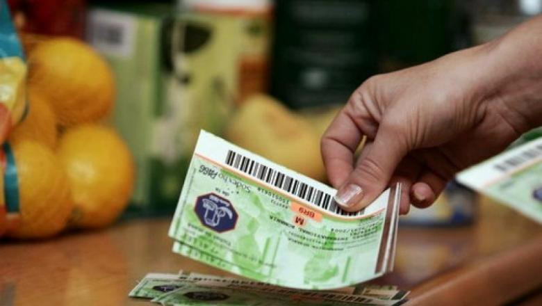 Pensionarii cu venituri mici ar putea primi tichete de până la 300 de lei