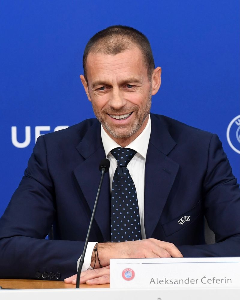 Forul suprem al fotbalului european ia în considerare mutarea finalei Champions League din Sankt Petersburg, pe fondul tensiunilor dintre Rusia și Ucraina