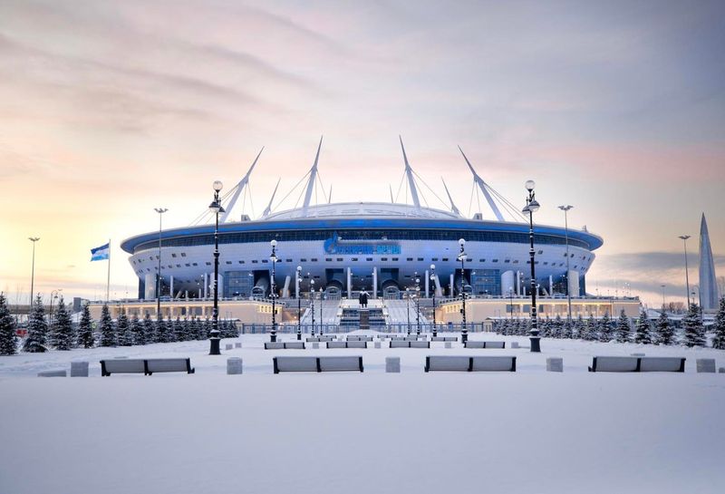 Forul suprem al fotbalului european ia în considerare mutarea finalei Champions League din Sankt Petersburg, pe fondul tensiunilor dintre Rusia și Ucraina