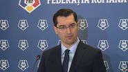 Dorinel Munteanu, actualul antrenor al echipei Oțelul Galați și membru al Generației de Aur, a comentat pentru WOWbiz.ro măsura de limitare a salariilor din Liga I care ar urma să fie propusă de FRF
