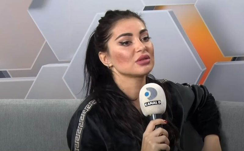 Cum s-a schimbat viața Elenei Ionescu de când a devenit mamă?