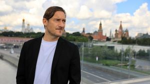 Francesco Totti ar putea fi din nou pe piață! Divorțează legendarul atacant italian după aproape 20 de ani de căsnicie