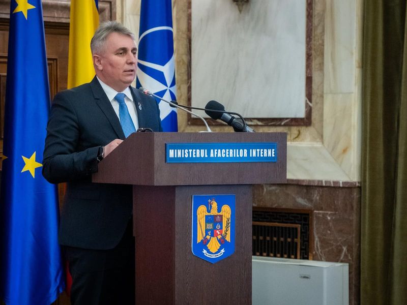 Ucrainenii fug cu zecile de mii către granițele Rom&acirc;niei ca să scape de război. Ministrul de Interne, Lucian Bode &bdquo;Pot răm&acirc;ne maximum 3 luni.&rdquo;