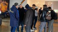 Președintele Federației Române de Fotbal (FRF), Răzvan Burleanu, a dezvăluit, în exclusivitate pentru WOWbiz.ro, ce i-au spus jucătorii lui Șahtior Donețk și Dinamo Kiev când i-a întâmpinat la intrarea în țară