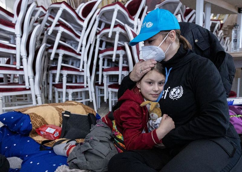 Andreea Marin, alături de refugiații în vama Siret! Ce se întâmplă, de fapt, cu ucrainenii: „Fără cuvinte”