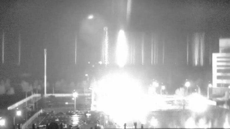 „Europeni, treziţi-vă, vă rog, ruşii trag în centrala nucleară!” Zelenski, semnal de alarmă, după exploziile de la cea mai mare centrală nucleară din Europa