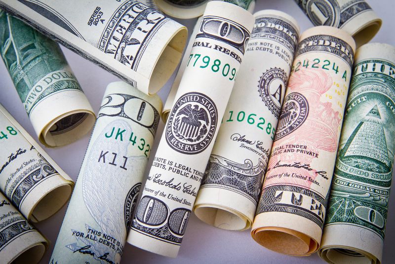 Curs valutar BNR, marți, 8 martie 2022. Cât costă astăzi rubla rusească? Cursul valutar la zi