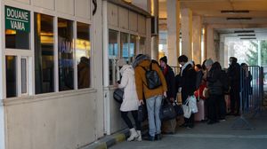 Guvernul dă bani românilor care găzduiesc refugiați ucraineni