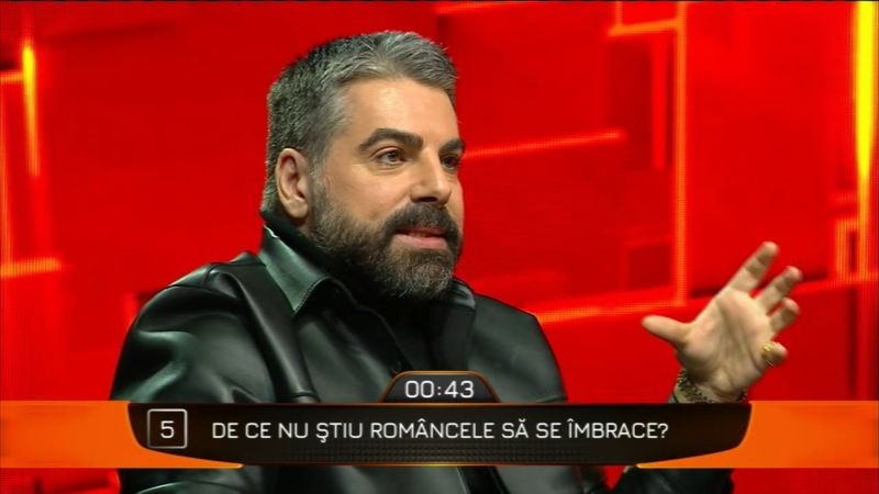 Maurice Munteanu, interviu maraton la "40 de întrebări cu Denise Rifai" Cărui bărbat din România i-ar da Maurice Munteanu Bravo, ai stil! Este personajul care la ora actuală mă fascinează