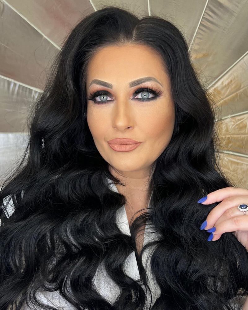 Confesiunea Gabrielei Cristea, trasă la indigo cu povestea de viață a Alinei de la Mireasa