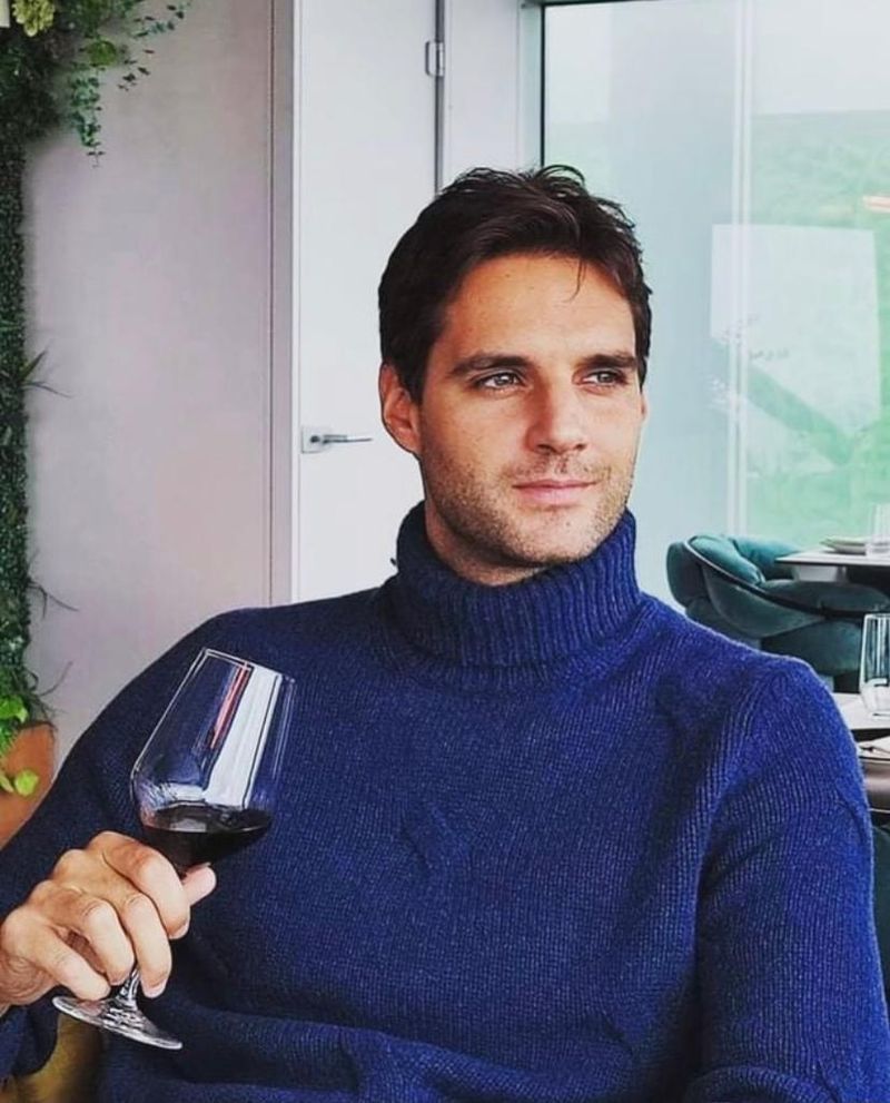 Cine e ispita Marco Cigognini de la Insula Iubirii 2022. Marco este proprietarul unui club din centrul Capitalei