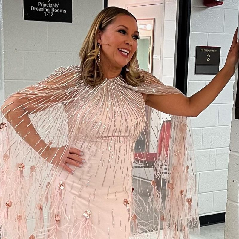 Vanessa Williams împlinește 59 de ani. Artista arată la fel de bine ca în tinerețe