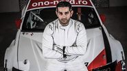 Daniel Onoriu, prima imagine de când a fost externat! Pilotul a slăbit enorm, însă reușește să se țină pe propriile picioare