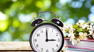 Când se dă ora de vară 2022? Vezi cum ne afectează sănătatea această schimbare