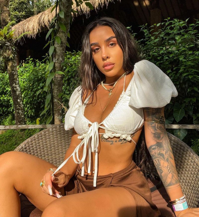 Ștefania, cum reușește să-și mențină silueta de invidiat! Iubita lui Speak face acest lucru &icirc;n fiecare zi