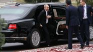 Cum arată mașina lui Vladimir Putin, care rezistă chiar și atacurilor chimice! Bolidul de lux este unic în lume