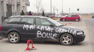 „M-ai lăsat gravidă” Farsa pe care un tânăr din Brașov a primit-o chiar de ziua sa de naștere din partea prietenilor săi