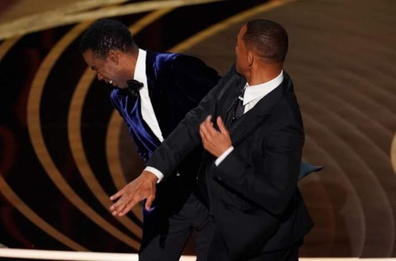 &bdquo;Sunt devastat&rdquo; Will Smith, decizie radicală! A demisionat din Academia Oscarurilor după ce l-a pălmuit pe Chris Rock