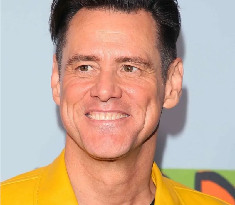 Jim Carrey se gândește să pună capăt carierei de actor
