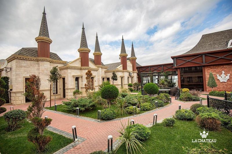 La Chateau 