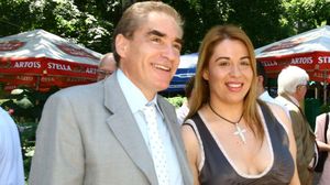 Oana Roman, dezvăluiri dureroase despre relația pe care o are cu Petre Roman „Mă apasă îngrozitor”