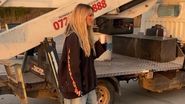 „I-ai furat hainele lui Cheloo” Delia, luată la la rost de fani după ce a postat aceste imagini în mediul online. Replica memorabilă a artistei