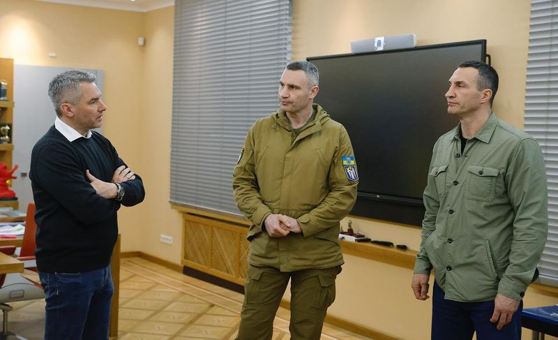 Un lider din Europa s-a întâlnit în premieră cu Vladimir Putin de când a început războiul în Ucraina. Cristian Diaconescu, fost Ministru de Externe